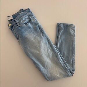 Frame Le Skinny de Jeanne Denim Light Blue Jeans